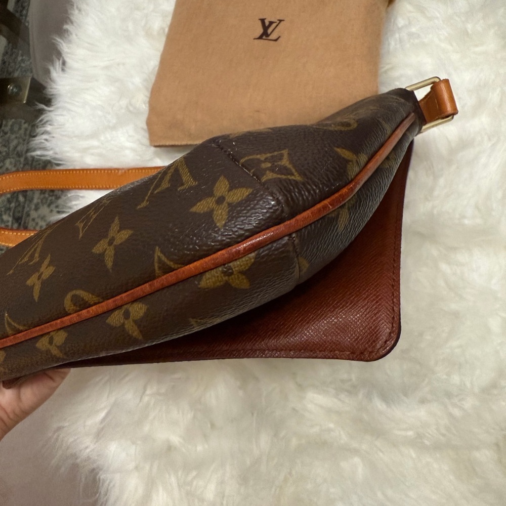 Louis Vuitton Monogram Musette Tango bag - Picture 12 of 16